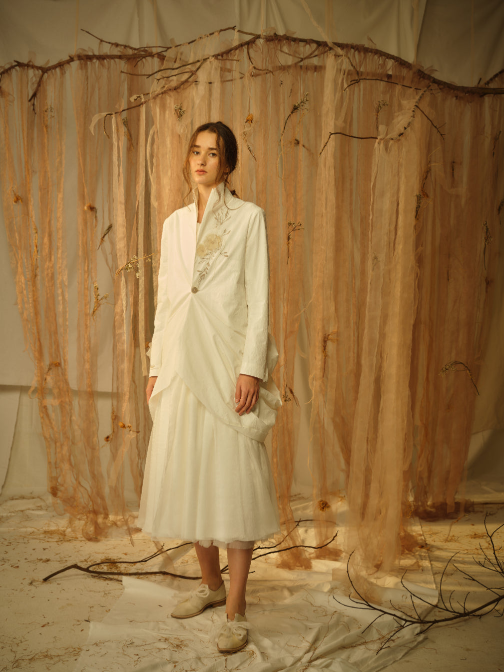 A Tentative Atelier SS21 Lookbook Womens high collar white jacket with floral motif embroidery