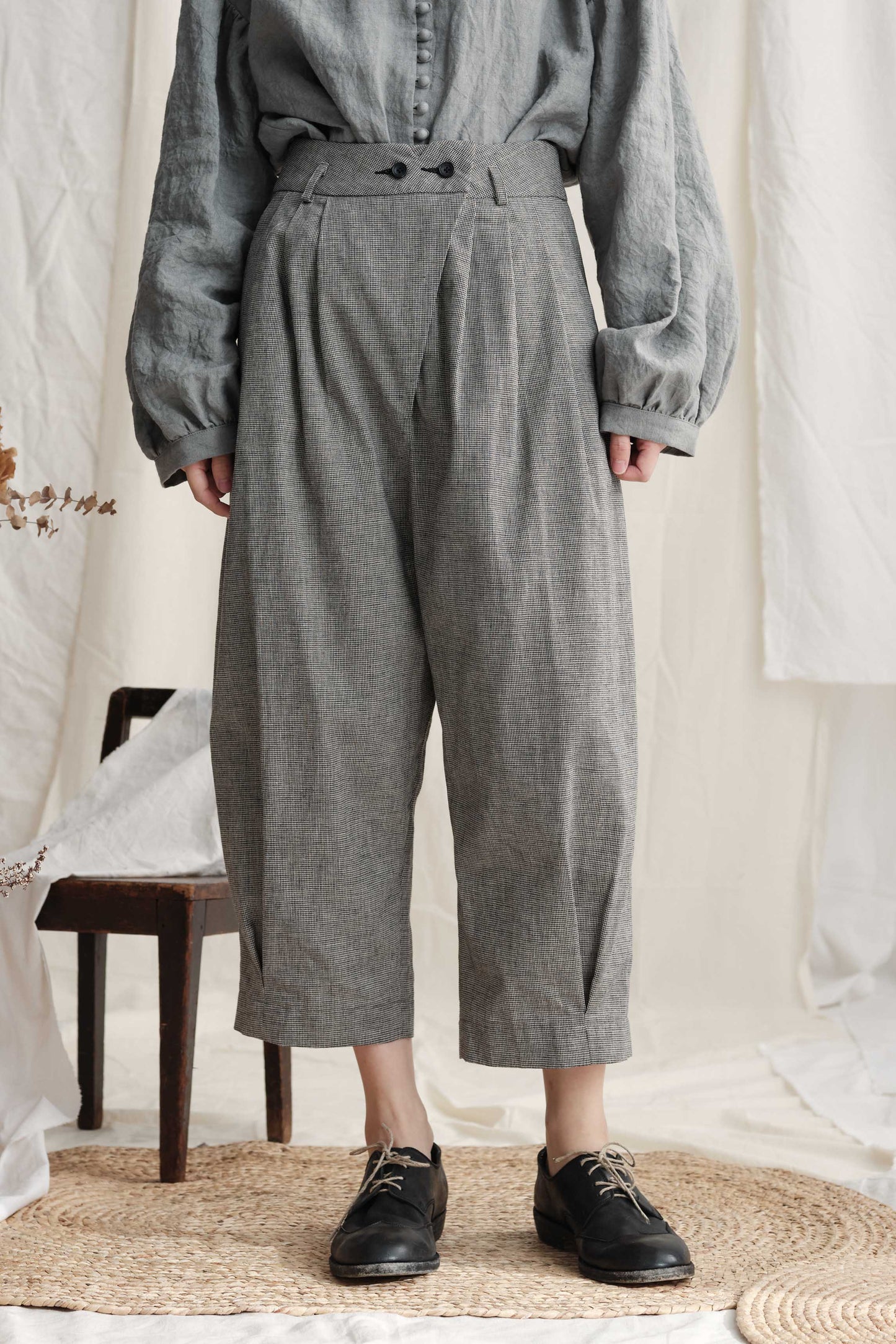 Curve Dart Pants