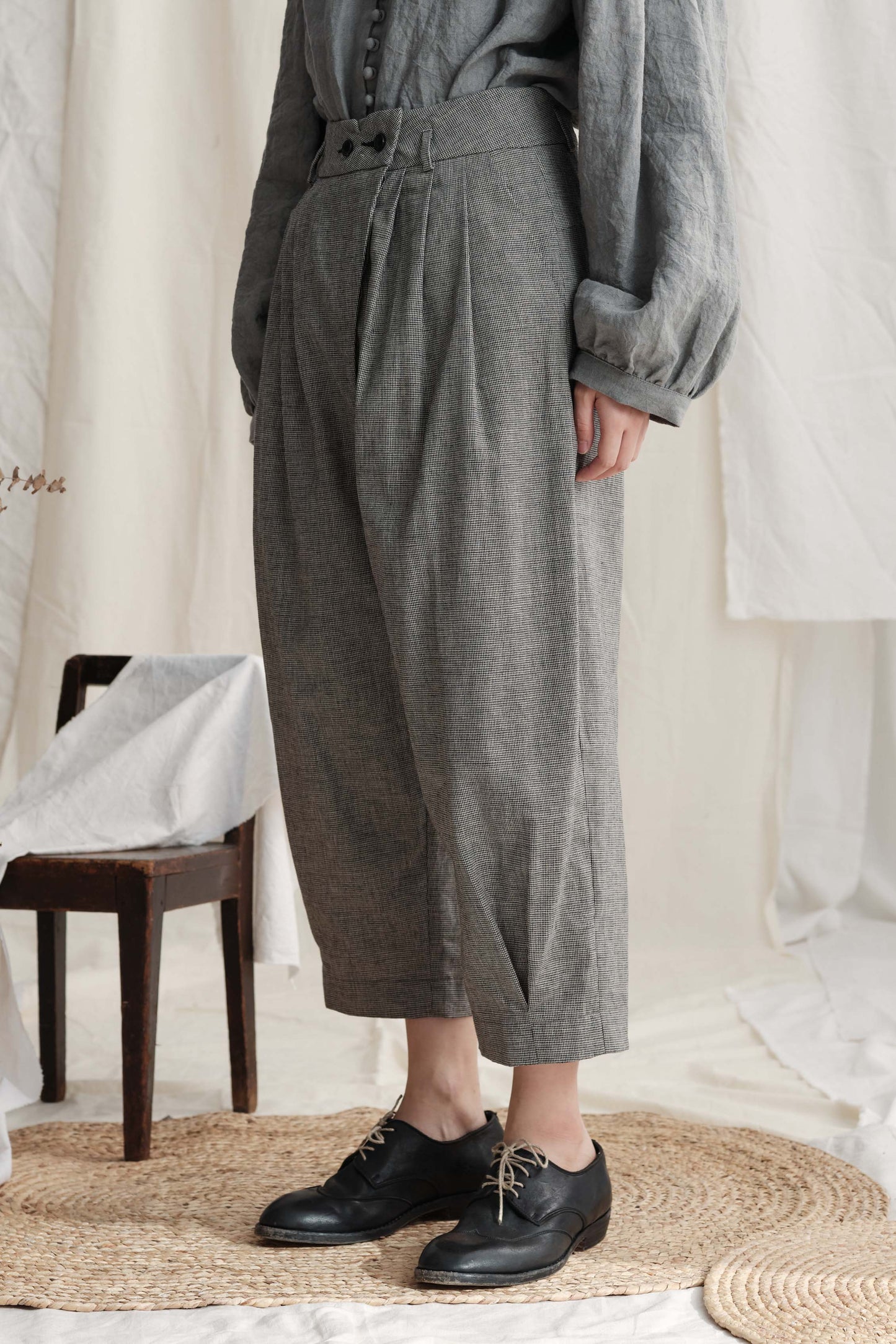 Curve Dart Pants