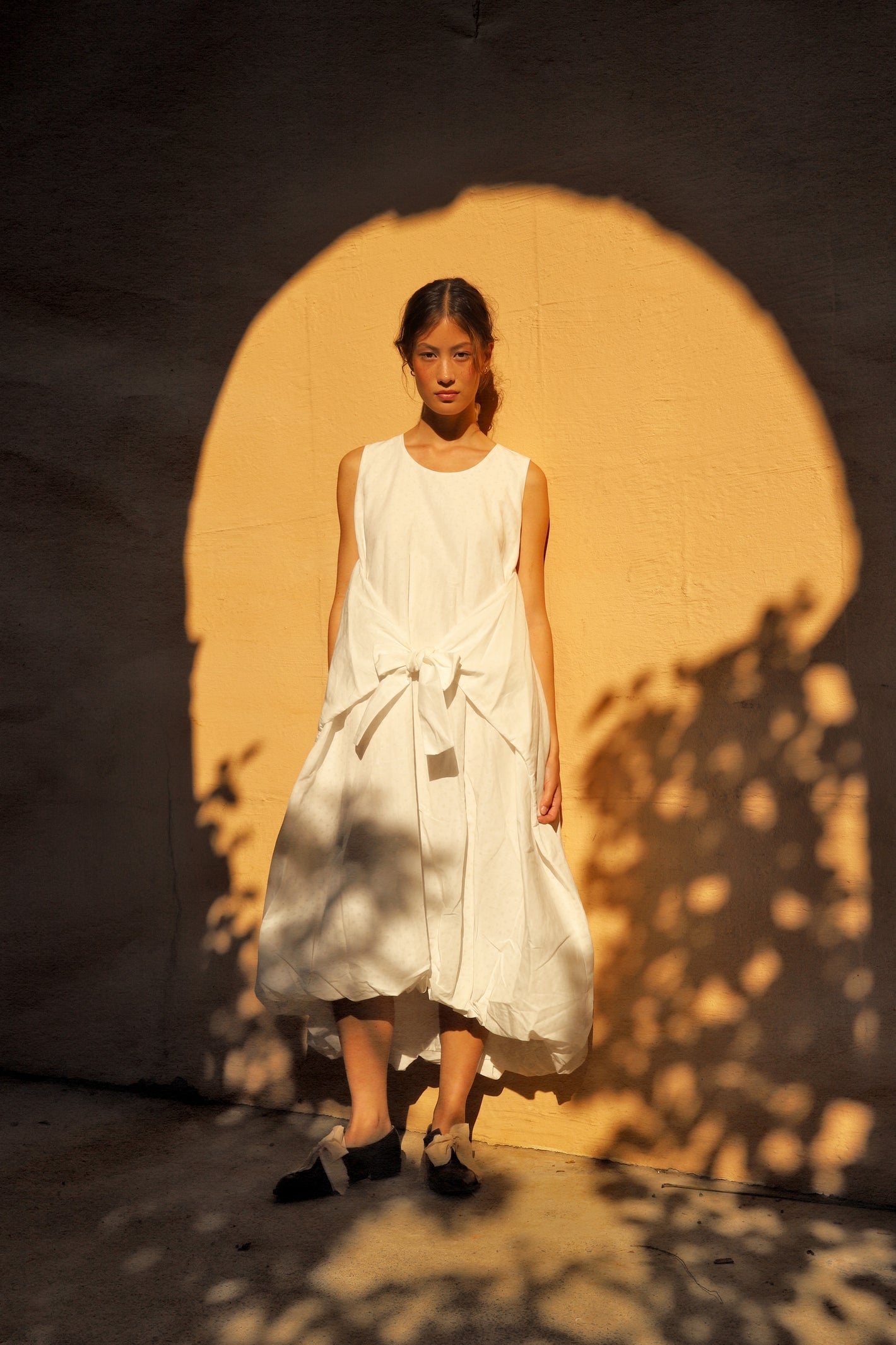 A Tentative Atelier SS24 Lookbook Womens white sleeveless front ribbon tie dress