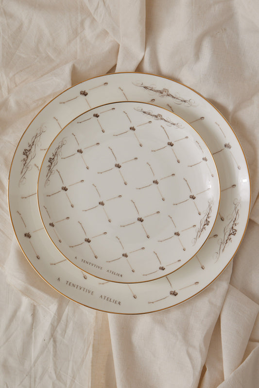 Eugenie Porcelain 8.5''