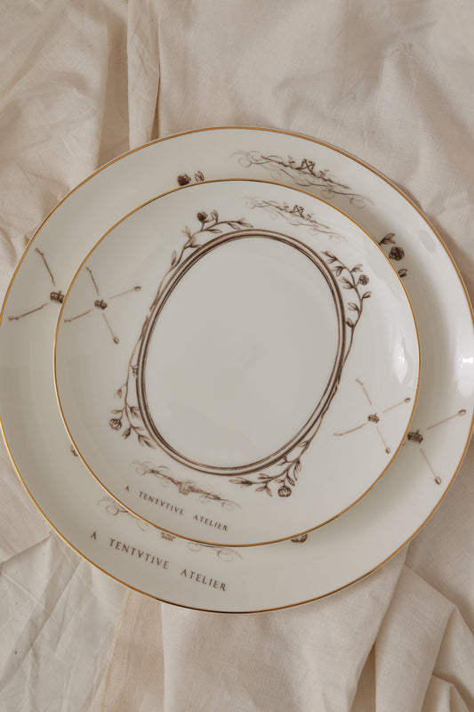 Essi R. Porcelain 8.5''