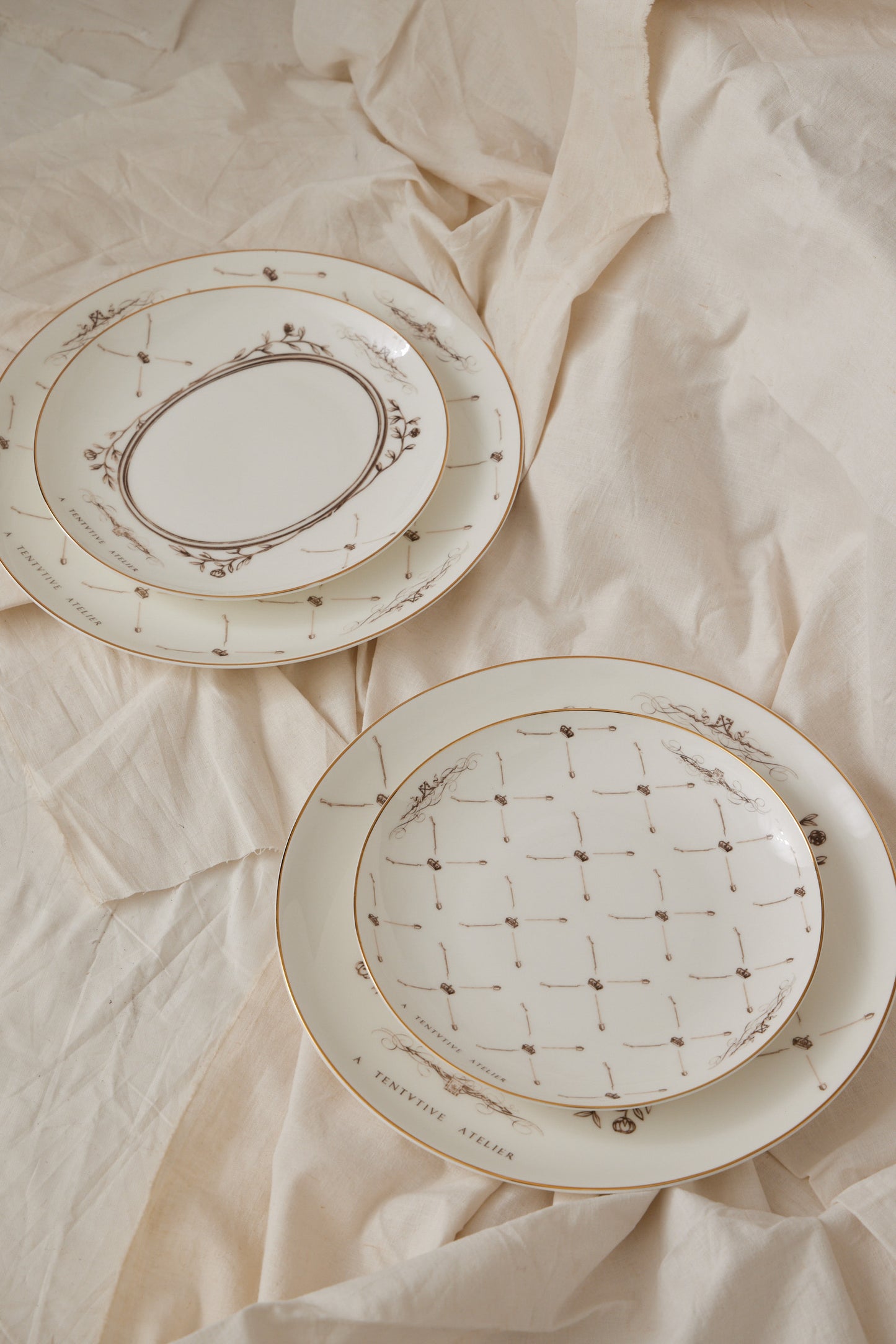 Essi R. Porcelain 8.5''
