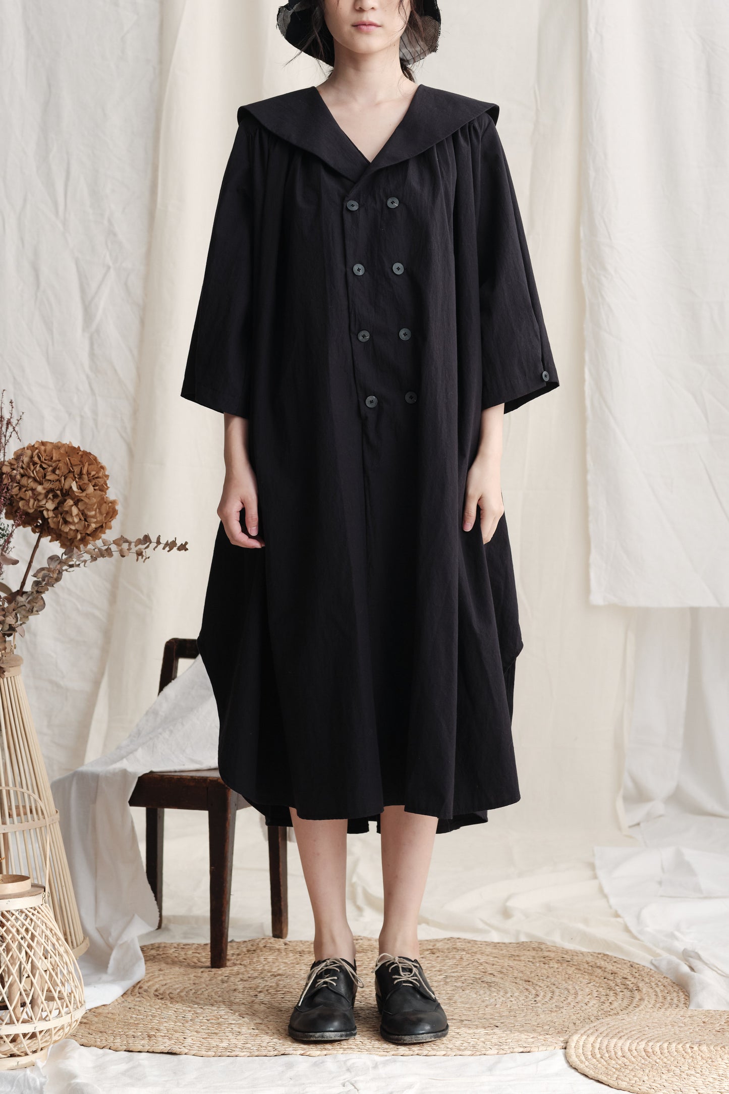 Oversize Gathers Buttoned Dress