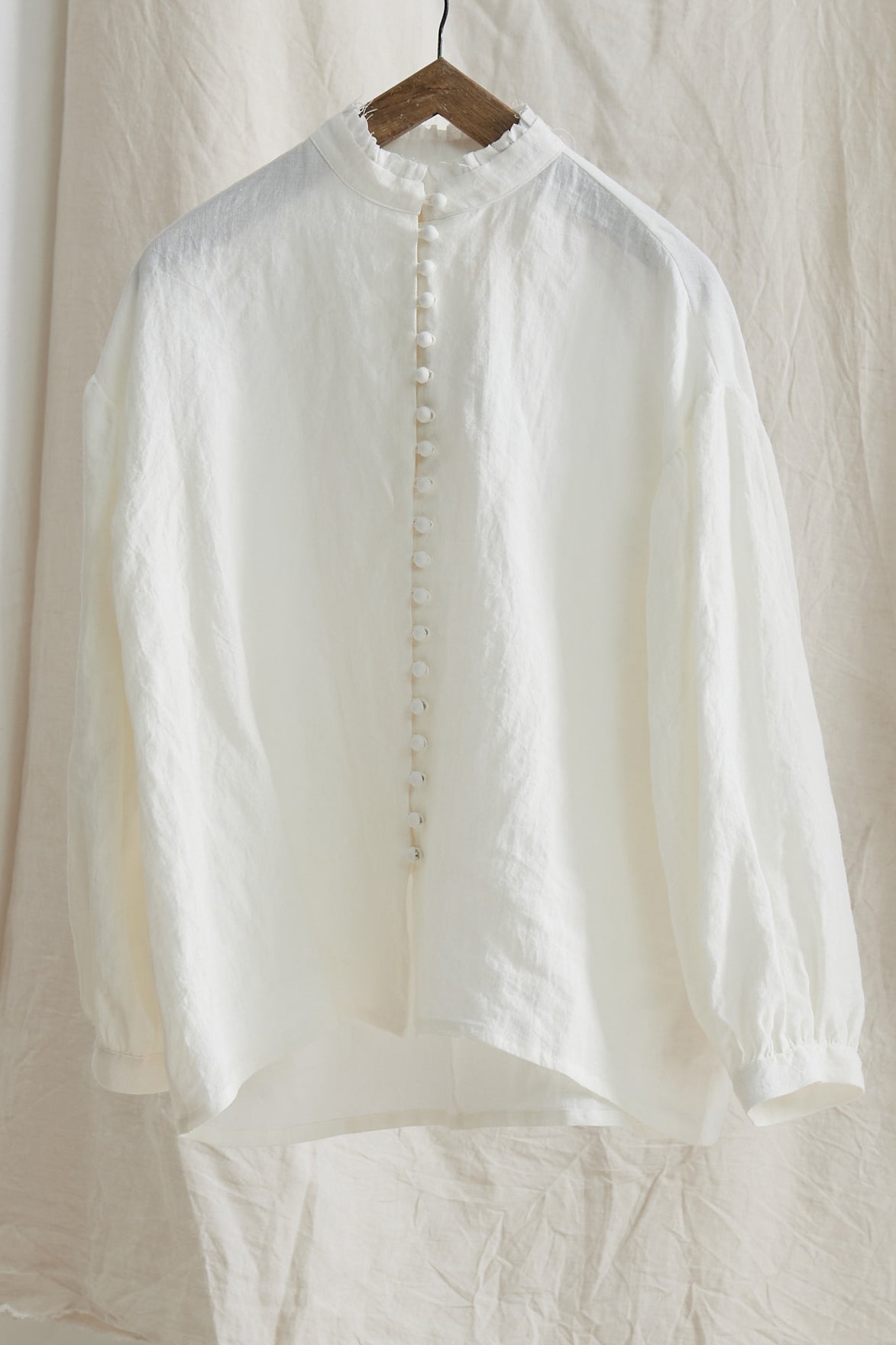 22-buttons Frayed Ruffle Stand Collar Shirt