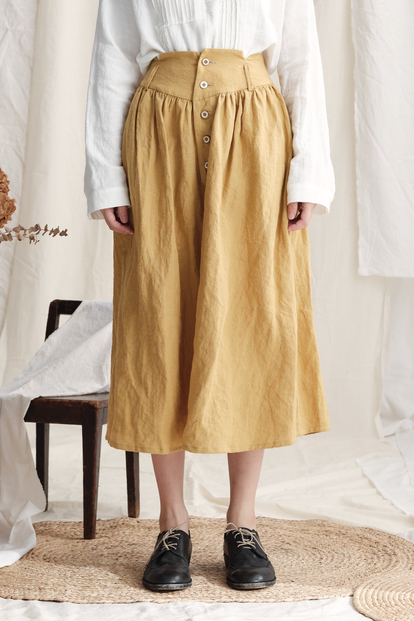 Gathers Buttoned Skirt