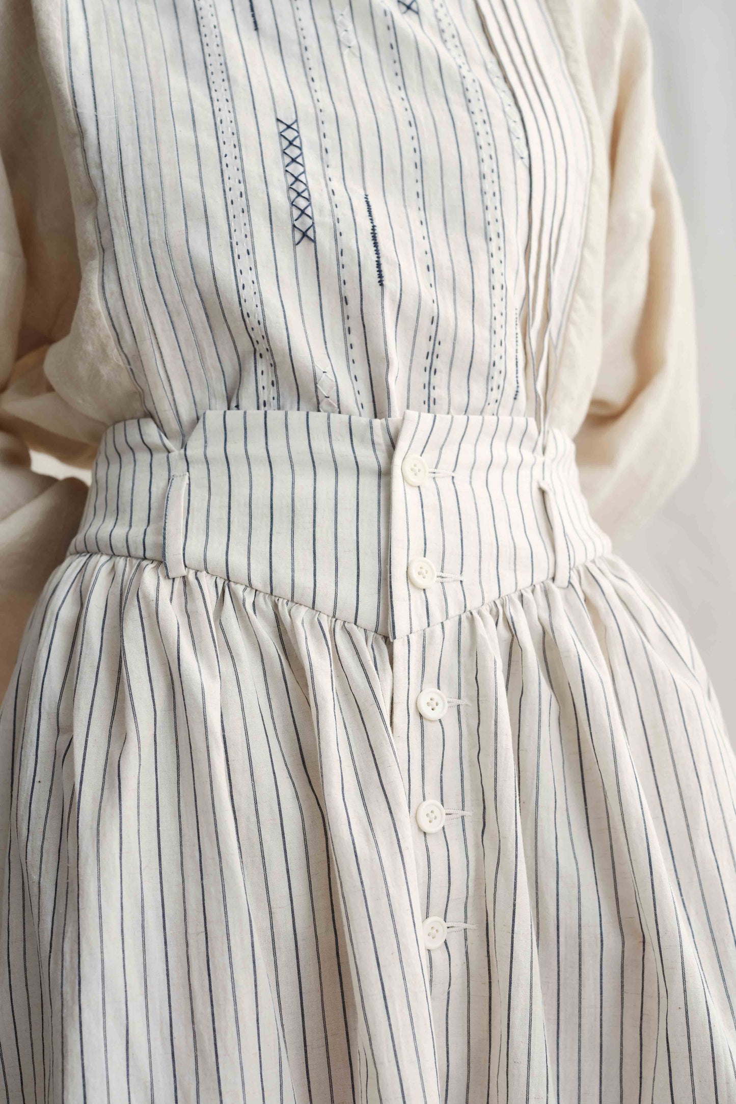 Gathers Buttoned Stripe Skirt