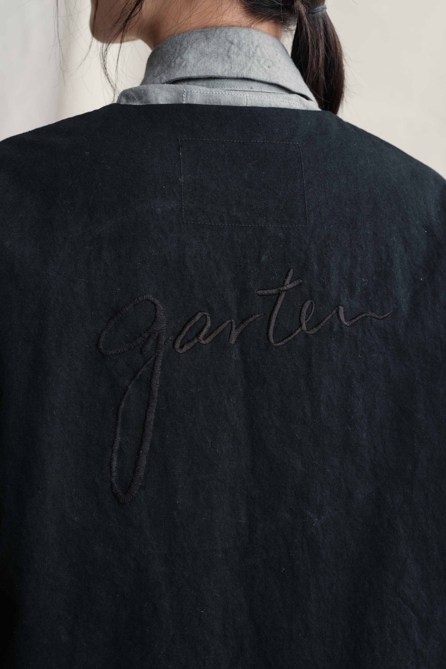 Unisex Collarless Jacket with "Garten" Embroidery