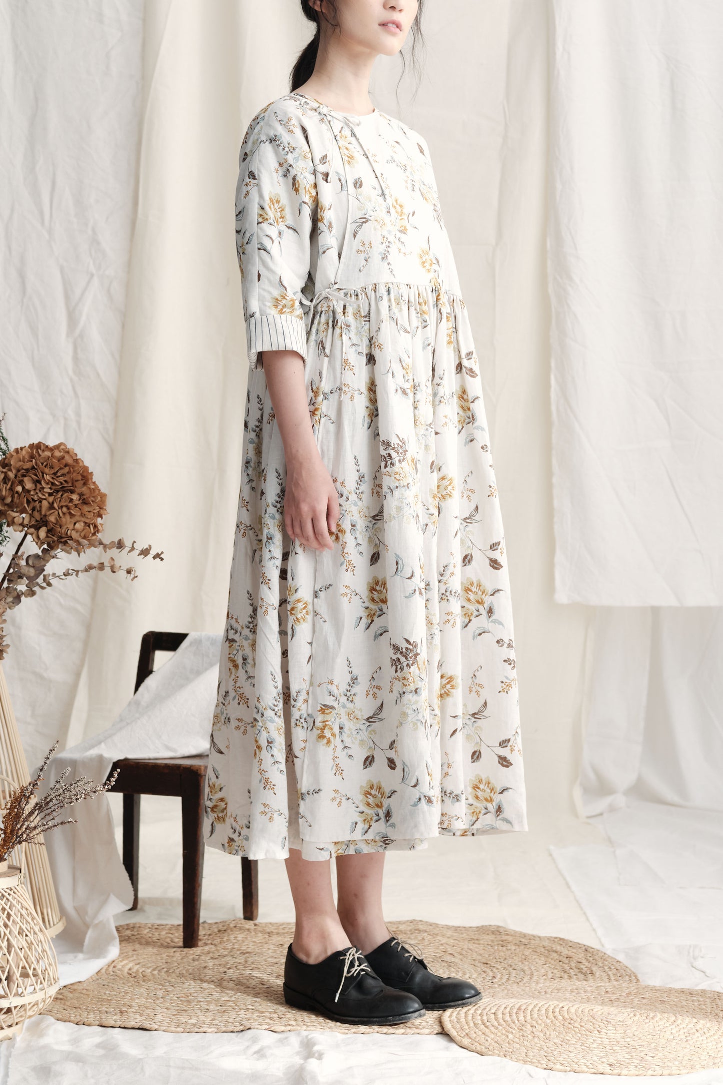 Overlap Gathers Floral Dress