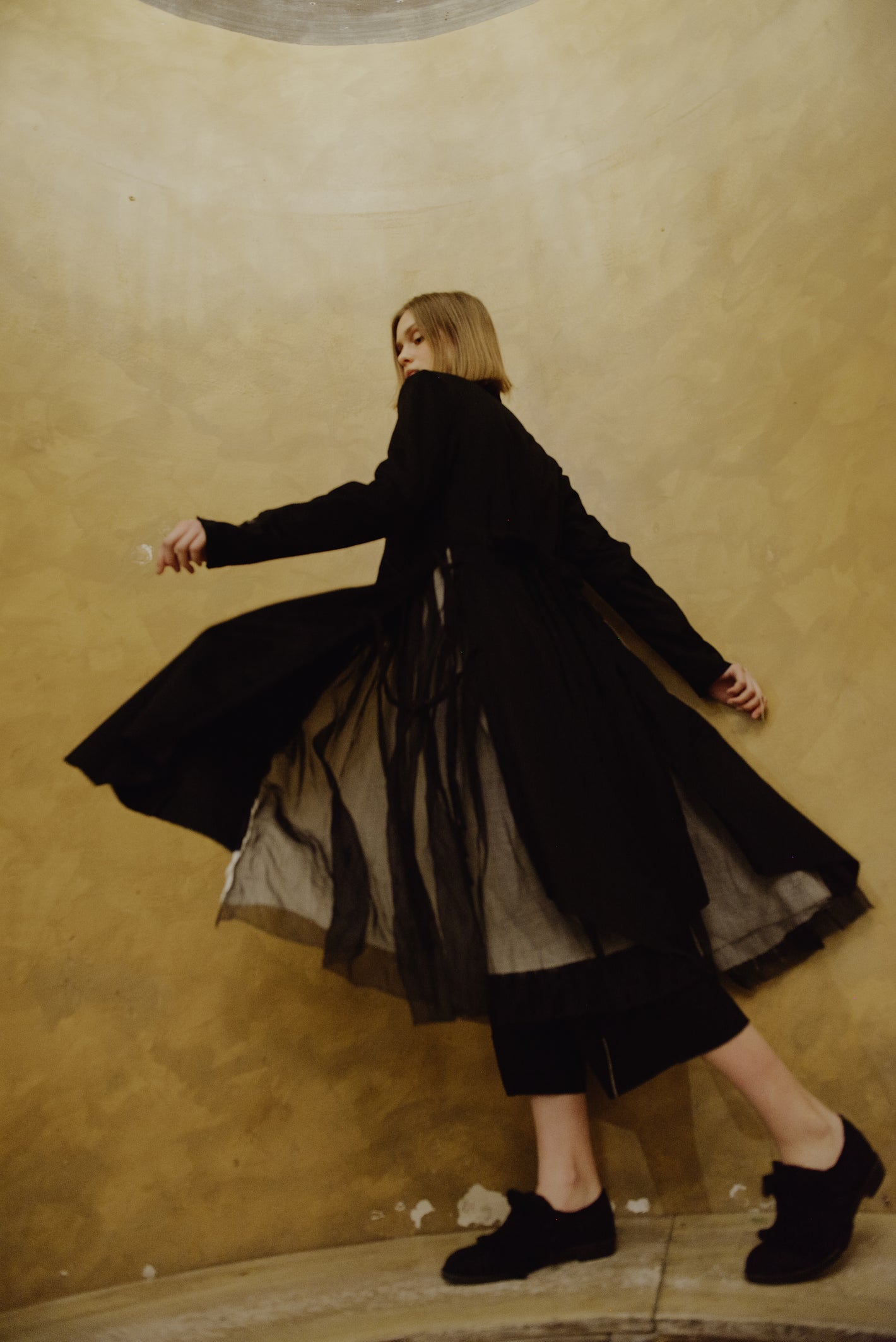 A Tentative Atelier AW19 Lookbook Womens high split hem black coat
