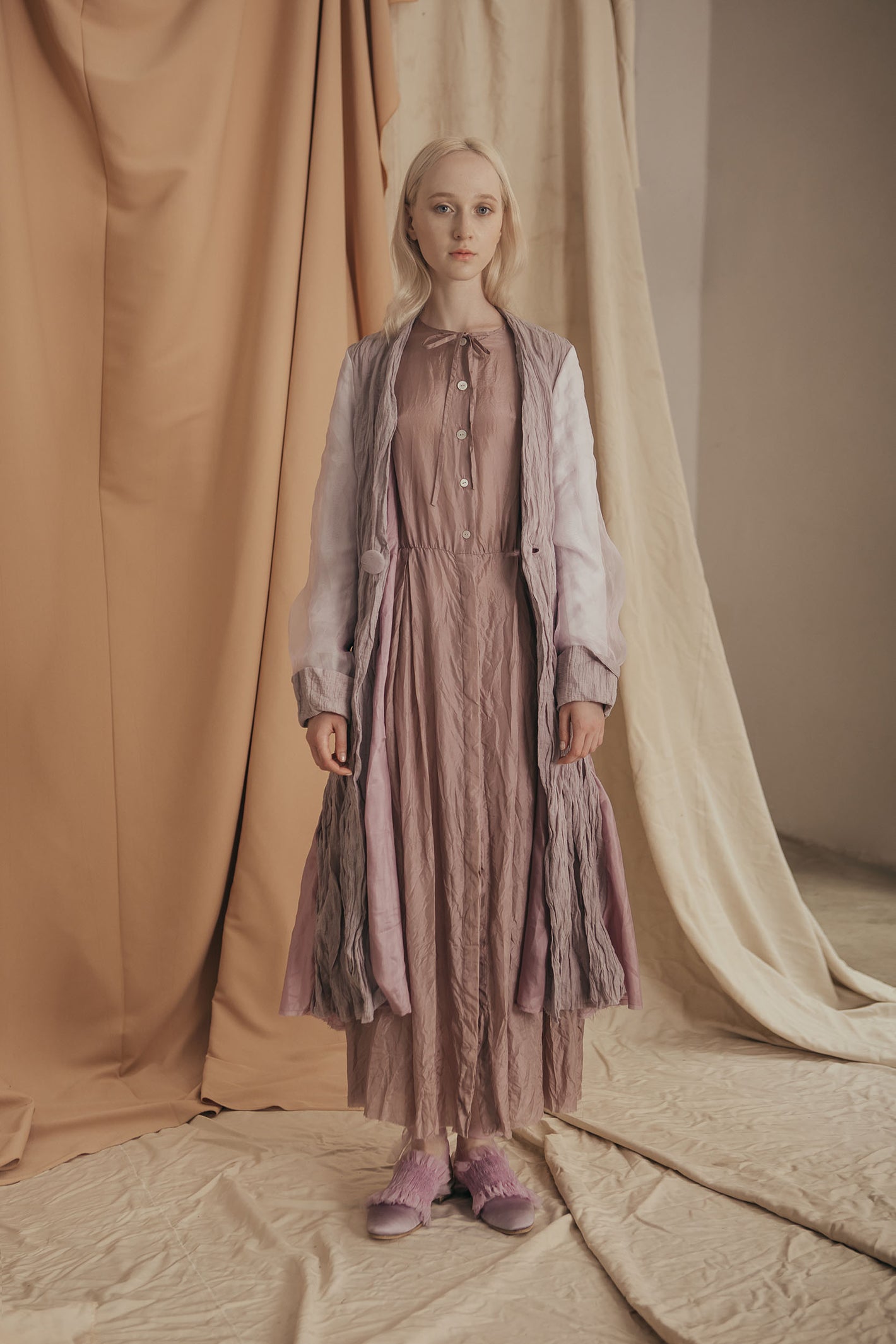 A Tentative Atelier SS20 Lookbook Womens grey purple crinkle coat and dusty pink purple dress