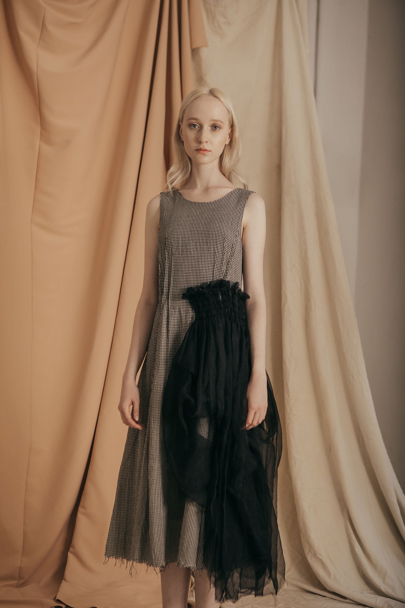 A Tentative Atelier SS20 Lookbook Womens sleeveless gingham dress with smocked black tulle side appliqué